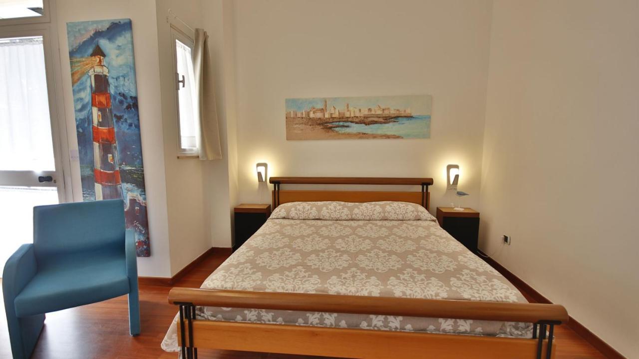 Casa Levante A 75 Mt Dalla Spiaggia Monopoli Kültér fotó