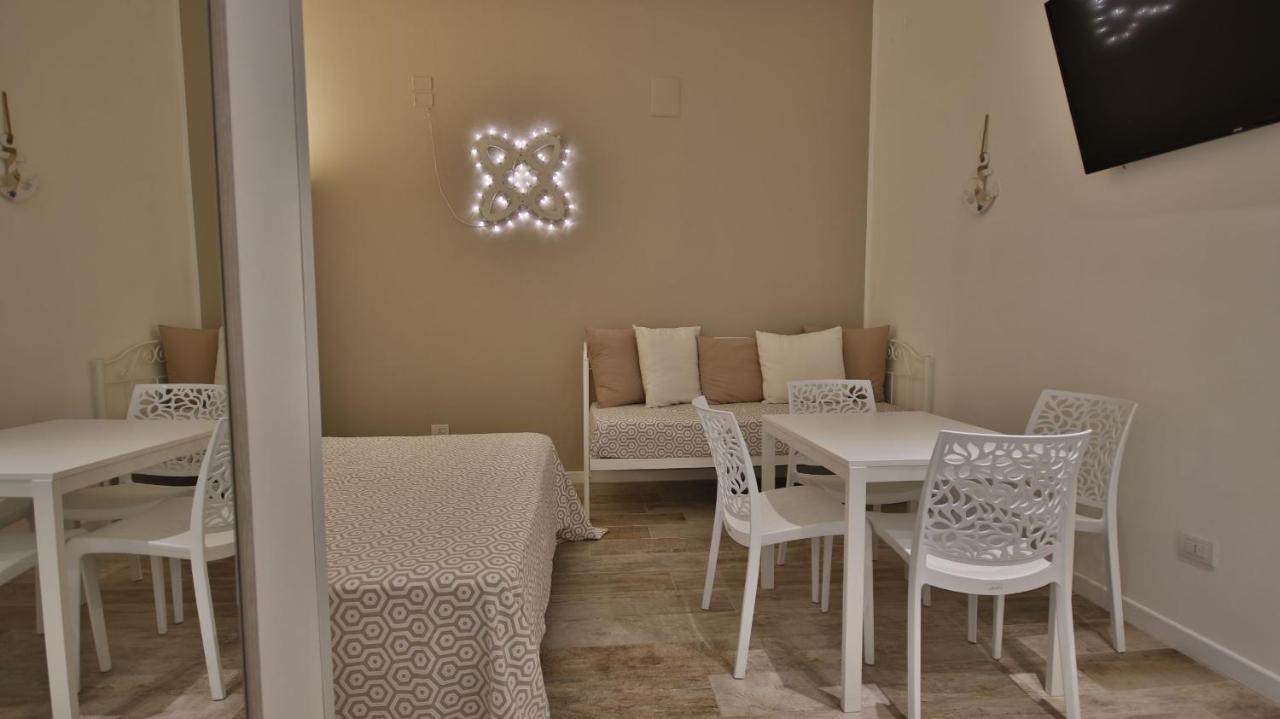 Casa Levante A 75 Mt Dalla Spiaggia Monopoli Kültér fotó