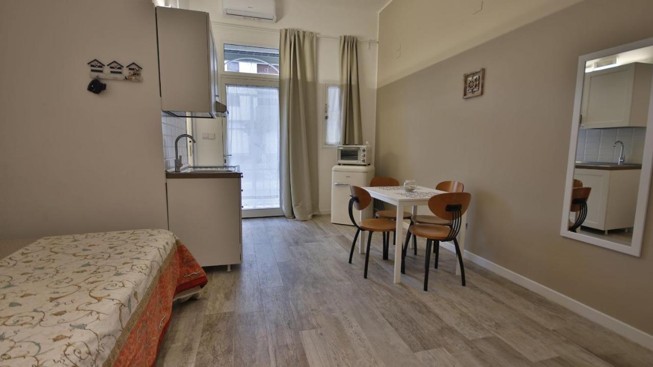 Casa Levante A 75 Mt Dalla Spiaggia Monopoli Kültér fotó